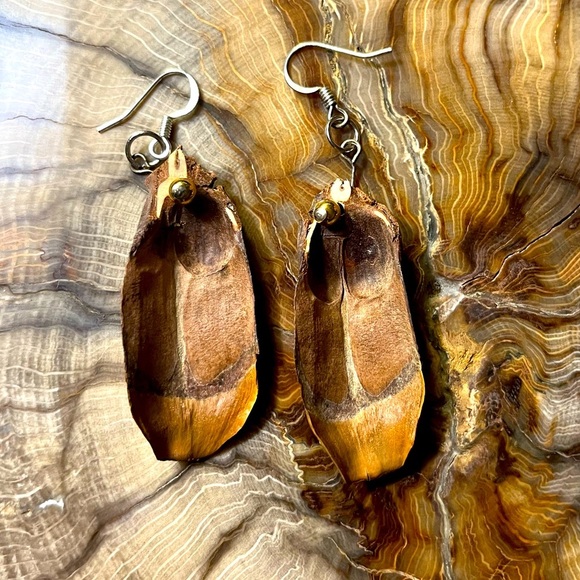 Set/2 Seashell Coconut Shell Earrings - Picture 5 of 5